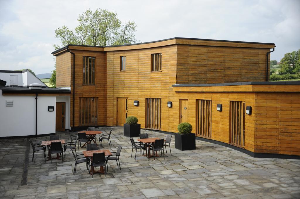 The Hardwick Hotell Abergavenny Exteriör bild